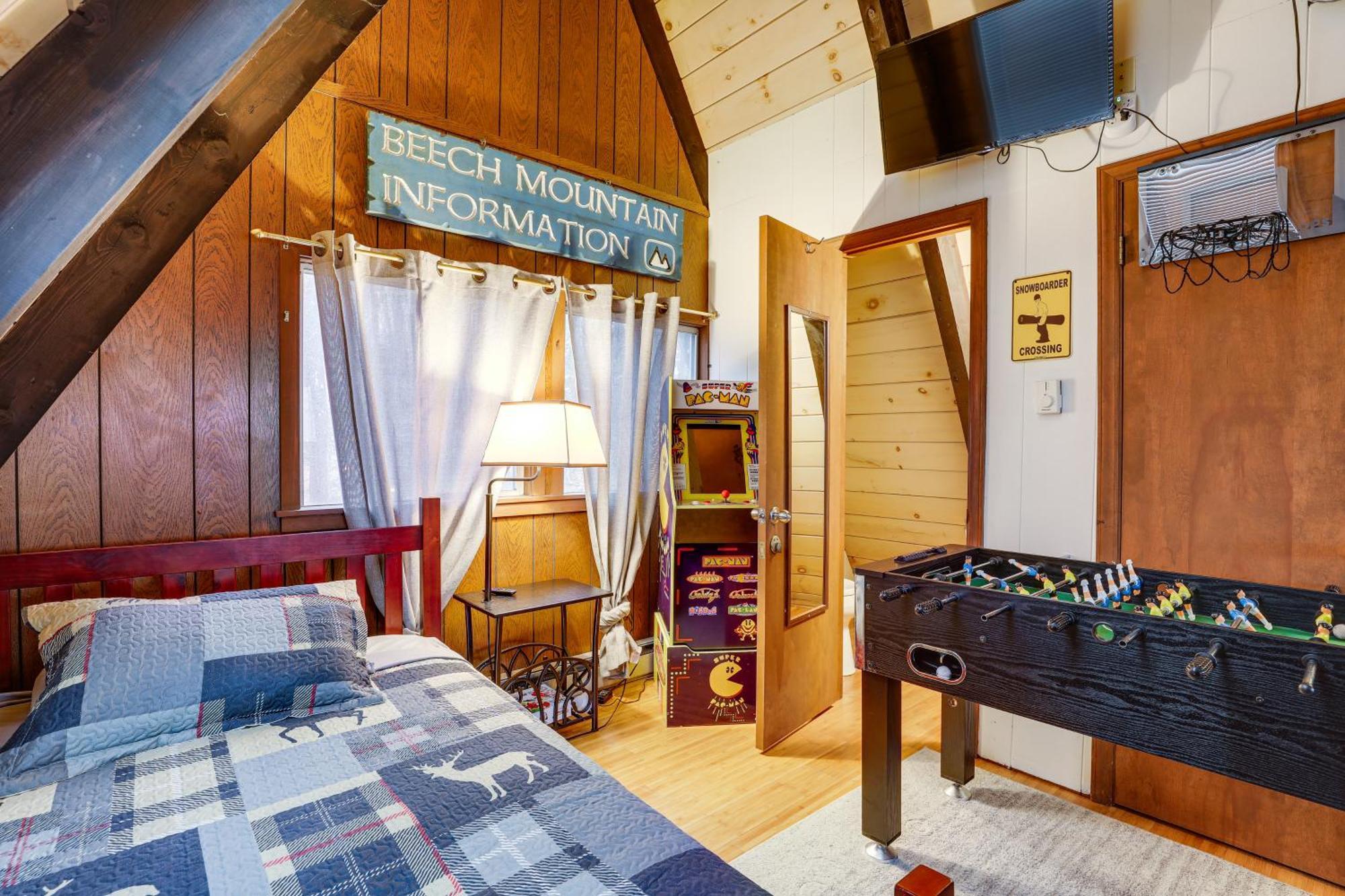 A-Frame Cabin With Hot Tub 1 Mi To Beech Mountain! Exterior foto