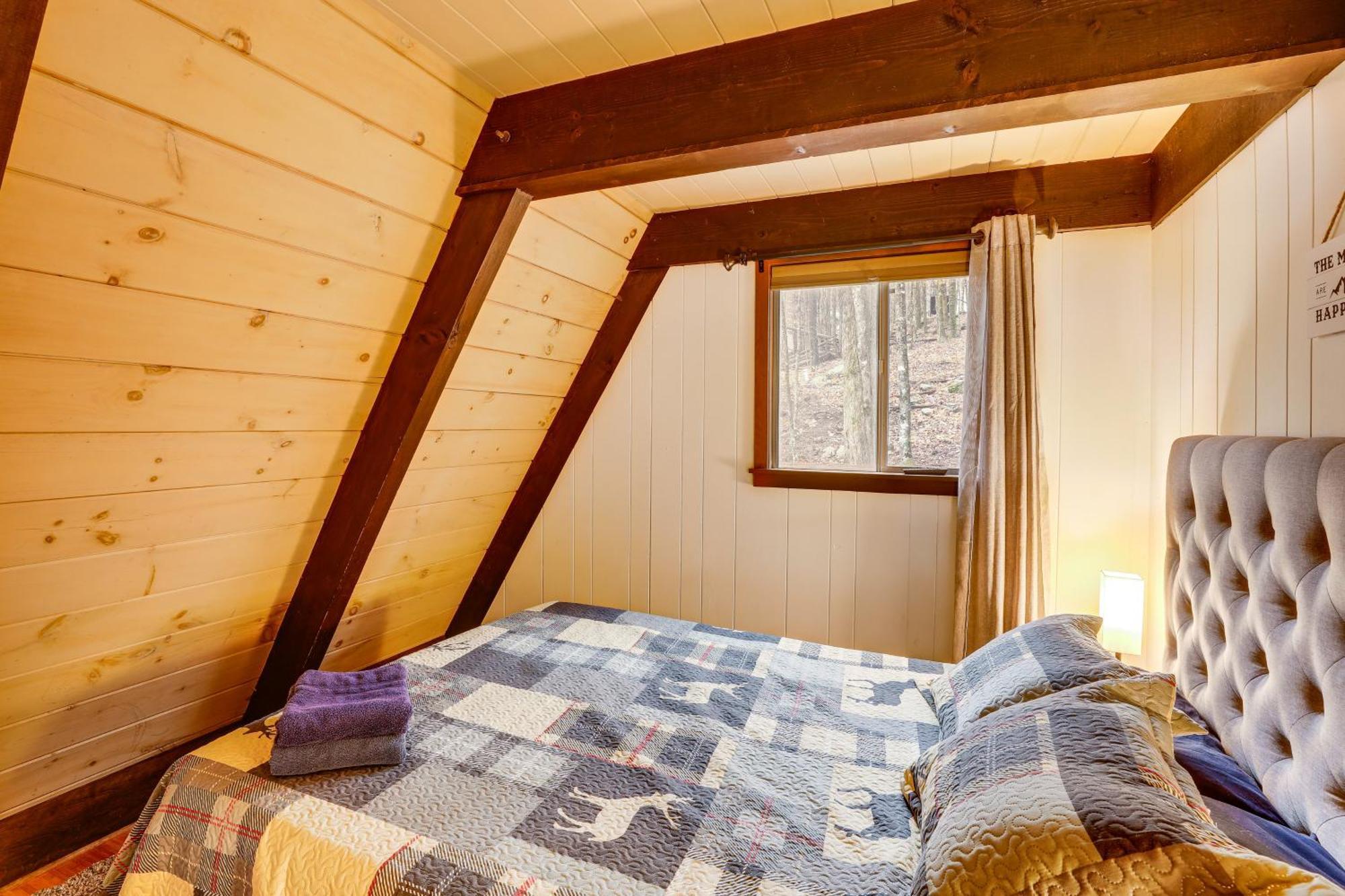 A-Frame Cabin With Hot Tub 1 Mi To Beech Mountain! Exterior foto